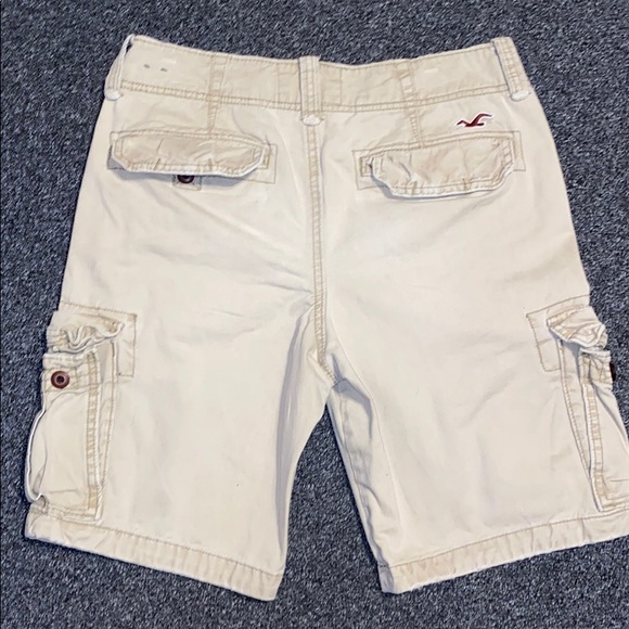 Hollister Cargo Shorts - Picture 2 of 3